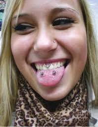 Zungenpiercing Die Gepiercte Zunge Piercing Com