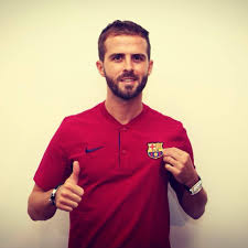 Miralem pjanic barcelona, miralem pjanic barcelona 2020, miralem pjanic skills & goals 2020, miralem gracias @adidas_es por esta oportunidad con neto, jordi alba, aleñá, pjanic y collado. Miralem Pjanic Beitrage Facebook