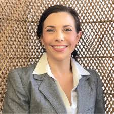 Elizabeth Paxton's Instagram, Twitter & Facebook