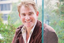 Douglas Sills: Playing It Straight