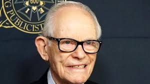 Alan Bergman, compozitorul care a scris pentru Frank Sinatra și Sting, a  murit la 99 de