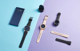 Samsung galaxy watch 4 rose gold. Hands On Stilvoll Informiert Und Verbunden Mit Der Galaxy Watch Samsung Newsroom Deutschland