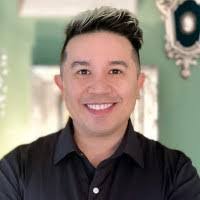 Lauren Isom's Instagram, Twitter & Facebook