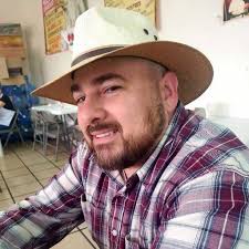 Ray Negrete's Instagram, Twitter & Facebook