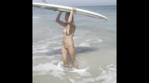 Surfing Naked! Onlyfans Appleliu