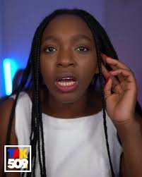 Men Kòmnan Yon Fanm Al Mare yon Diaspora li gen $ potit ak li , pou ka pa  wè nan lòt fanm poul bliye fanmi li , klike link sa pouw gade