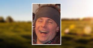 Paul Schmelter's Instagram, Twitter & Facebook