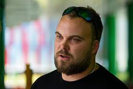 Kondinin crash: Last person to see Jake Day alive reveals father of three  'seemed exhausted' getting petrol