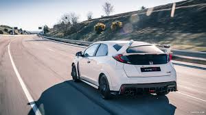 The honda civic type r is the high performance version of the civic compact car made by honda. 2015 Honda Civic Type R Caricos