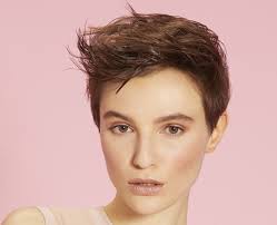 Photo by mariy from pexels. Tagli Corti 2019 9 Glamstyler