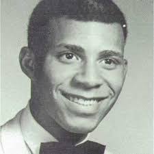 Rodney Winfield's Instagram, Twitter & Facebook