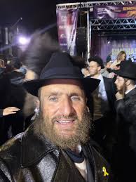 Amazing to be in Crown Heights tonight for Sukkot and feeling all the love