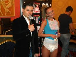 Liviu vârciu are probleme de sănătate. Liviu Varciu Invitat Sa Suga Biberonul La Miss Hostess Cluj 2011 Vezi Video Stiri De Cluj