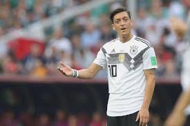 Mesut özil maçları, transferleri, maç istatistikleri, ilgili haberler. Why Dead Frog Mesut Ozil Is An Easy Target As Germany S World Cup Scapegoat Bleacher Report Latest News Videos And Highlights