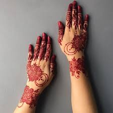 6 674 Likes 55 Comments White Henna Hennabelle On Instagram Totally Into This Arabic Engagement Mehndi Designs Modern Henna Designs Henna Designs Hand