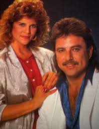 LA REINA LAURA CANALES