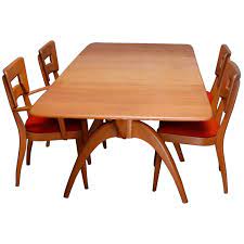 The heywood wakefield company is an american furniture manufacturer established in 1897. Mid Century Modern Heywood Wakefield Dog Bone Dining Set Table With Four Chairs At 1stdibs