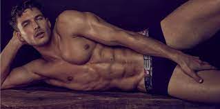 Ruben Andre Garcia - 69 porn photo