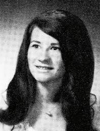 Robert Whitlatch's Instagram, Twitter & Facebook