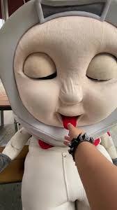 Peter Schubart's Instagram, Twitter & Facebook