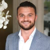 50+ perfiles de «Ben Brower»