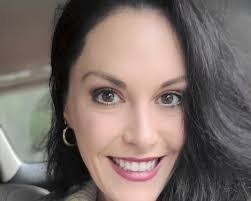 Jodi Springer's Instagram, Twitter & Facebook