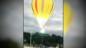 Five people have been killed after a hot air balloon collided with power lines in albuquerque, new mexico. 2 Injured After Hot Air Balloon Has Hard Landing In Colorado Abc News