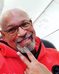 Como dicen en #Cuba “El tiempo se va volando” 😳😅 . . . . . #GentedeZona  #LoMejorQueSuenaAhora