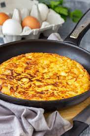 Traditional Spanish Omelette Recipe Tortilla Espanola Recipe Spanish Omelette Recipes Easy Potato Recipes