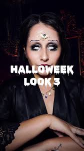 The spirits have a message 🔮 HALLOWEEK DAY 3: Fortune Teller