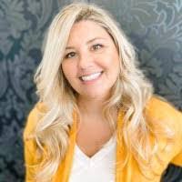 Richelle Johnson's Instagram, Twitter & Facebook