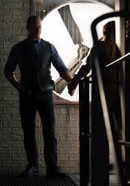 Watch an inferior product (season 1, episode 5) of law & order: Review Law Order Organized Crime Season 1 Episode 5 An Inferior Product Last Ditch Effort