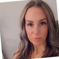 Merideth Neff's Instagram, Twitter & Facebook