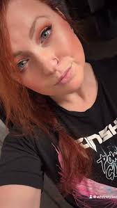 Ne echte Rose hat auch Dornen…🌹 #sameprocedureaseveryday #takenobodysshit  #devotion #selfcare #setbondariesgracefully