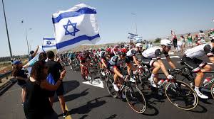 Le novità, i risultati, la cronaca e tanti contenuti esclusivi non solo della corsa rosa ma anche delle classiche italiane a portata di click! Giro D Italia Israels Fans Beeindrucken Profis Noch Nie So Viele Menschen Am Strassenrand Eurosport