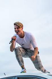Vincent valentin gross (* 23. Vincent Gross Uber Sein Neues Album Und Beatrice Egli