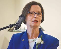 Christa Winter's Instagram, Twitter & Facebook