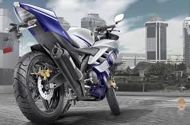 Harganya motor sport murah ini dibanderol 40 jutaan dan bisa menjadi alternatif selain motor sport buatan. 7 Motor Sport Murah Full Fairing Di Indonesia Terbaru 2021 Otomaniac