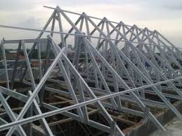 Untuk jarak antara baja ringan idealnya adalah 1 m. Borongan Pasang Atap Baja Ringan Surabaya Cv Hasta Karya