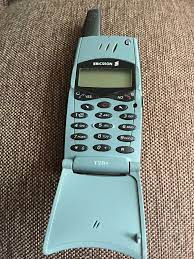 By 1992 sony were reported to be producing 100,000 batteries per month for cell phones in japan. Ericsson T28s Light Blue Unlocked Cellular Phone Vintage Collectible Flip Mobile Phones Classic Phones Vintage Phones