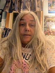 I think I'll always be an old hippie at heart❤