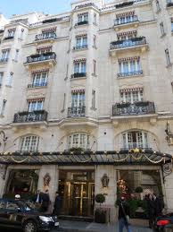 Hotel Le Bristol Paris Hotel De Luxe 5 Etoiles Paris Hotel Facade Luxury Hotel Hotel Entrance