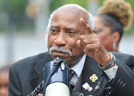 Residents, community leaders remember crime victims in candlelight vigil at  Kelly Ingram Park