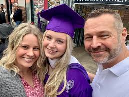 Congratulations Alyssa Lynn!! We're so proud of you and can't wait to see  what life has to offer you next! 💜🤍 @alyssaalynn1 #graduation #college  #niagarauniversity #proud #purpleeagles #psychology