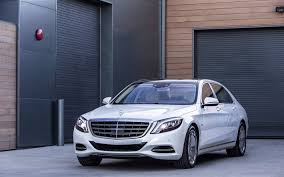 Download Wallpapers Maybach Mercedes S600 2016 Luxury Car White Maybach White Mercedes Besthqwallpapers Com Mercedes Maybach Mercedes Maybach S600 Maybach