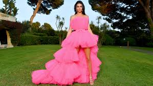 Black puffy dress for sale. Kendall Jenner S H M X Giambattista Valli Dress Will Be Available To Buy Again Soon Teen Vogue