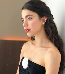 movie 'strange but true' starring nick robinson these pictures of this page are about:margaret qualley movies and tv shows. Margaret Qualley Age Images Movies Bio Height Relationship Boyfriend Instagram And Updates In 2020