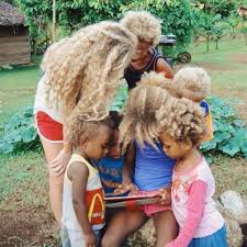 Black Baby With Blonde Hair Black Family With Natural Blonde Hair Natural Hair Styles Blonde Afro Baby Hairstyles