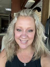 Introduction of a grandmother in fashion