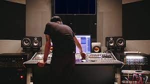 I am maslin, music producer and a keyboardist who had this same question when i started 10 years ago. Recording Studios Mixing Mastering Engineers Singers Soundbetter